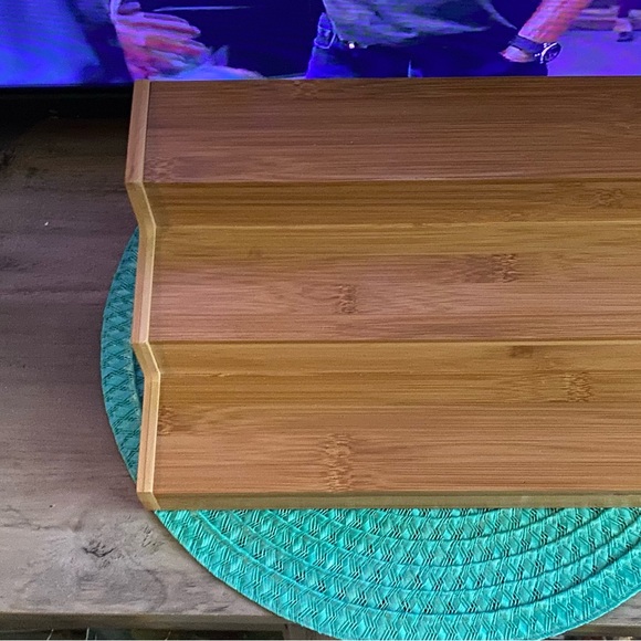 NEW Avon expanding shelf - Picture 4 of 5